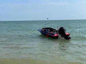 1-5Pax, Bayu Beach Front, Pool, BBQ, Steamboat, Water Sport