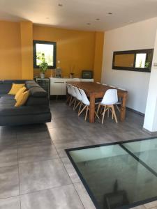 Villa climatisé contemporaine 8 personnes