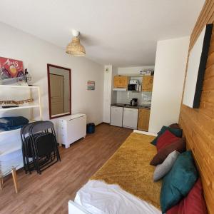 Appartements 3 vallees, piscine et sauna : photos des chambres