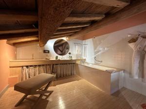 Double or Twin Room - 4 room in Mas De Peint - Les Collectionneurs