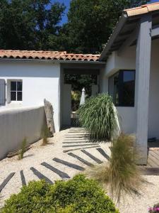 Villa Taru La Palmyre