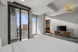 Tokyo Boutique Front Beach Hotel