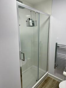 Brand new Flat 5 with Free Parking and fast WIFI