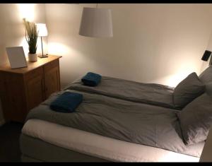 Fint boende med 4 sovrum parkering och trädgård