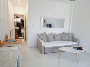 House B Diavata, Thessaloniki - Síndos