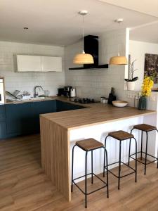 Charmante Maison Entre Lac et Océan