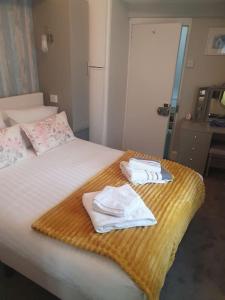 The Snug at Bay House