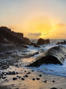 The Snug at Bay House