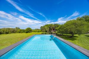 Holiday house Mirna with heated swimming pool and jacuzzi