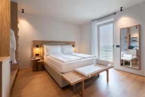 Comfort Double Room with Balcony and Pool View room in Hotel Al Maso