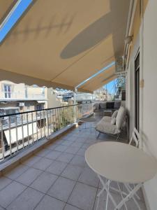 2 Bedroon Acropolis Terrace View