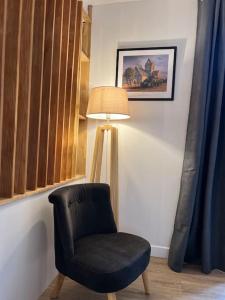 Grand Studio Ceo Bauer, en plein centre de Sainte-Mère-Eglise pour 2 pers