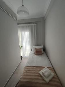 Acropoli 2 Bedroom Flat with Rooftop Acropolis View