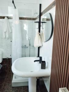 Oasis Studio Apartment