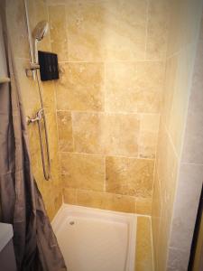 Appartements Le King & Suites etoilees : photos des chambres