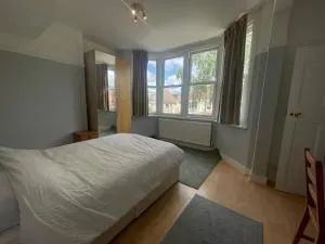 Rooms with private bathroom and shared kitchen - 珀利