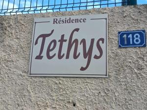 Studio cabine avec piscine, plage directe, terrasse et parking - Animaux acceptés - FR-1-387-53