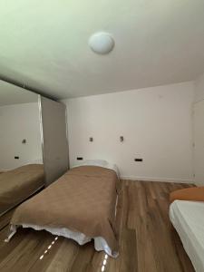 Srima - Ubytování bez kategorie ve městě Srima