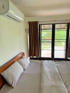 The Forest - Sell the Experience