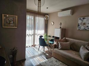 Bright Inn - Holiday & Business Apartment