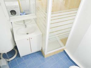 Appartements Studio cosy proche telecabine et thermes, balcon ombrage, wifi inclus, animaux acceptes - FR-1-512-125 : photos des chambres