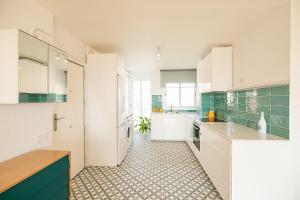 Magnificent views, 3 bedrooms, Terrace