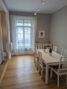 Plage et centre-ville, tout à pied