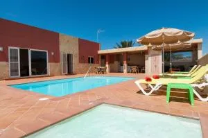 Villa Los Azules with pool and jacuzzi - Maspalomas