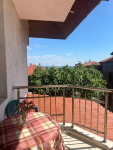 апартамент под наем виа понтика