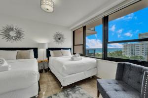 Oceanfront Beach Retreat Beach Service 905