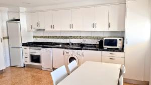 Hello Oliva Beach Ana