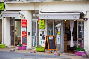 Hotels Hotel les Trois Lys : photos des chambres