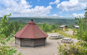 4 Bedroom Stunning Home In Särna