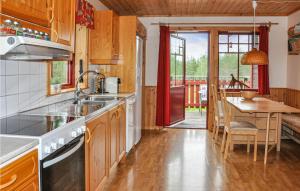 4 Bedroom Stunning Home In Särna