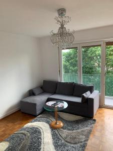 Appartements Appartement en face de la gare de St-Louis : photos des chambres