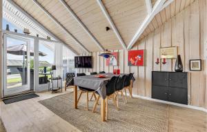 Three-Bedroom Holiday Home In Sydals