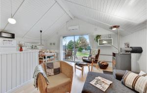 3 Bedroom Stunning Home In Skjern