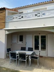 Villa les hauts de St palais - La Palud