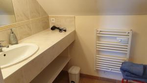 Maisons de vacances Manoir de Kerguezec 15e S -Bretagne-Morbihan-SURZUR : photos des chambres