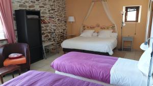 Maisons de vacances Manoir de Kerguezec 15e S -Bretagne-Morbihan-SURZUR : photos des chambres