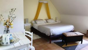 Maisons de vacances Manoir de Kerguezec 15e S -Bretagne-Morbihan-SURZUR : photos des chambres