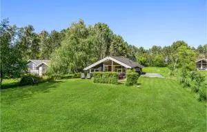 Amazing Home In Rødby With Sauna - Bjergemark