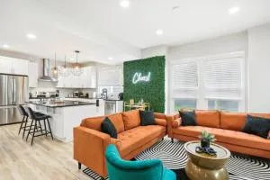 Historic Home in Brewers Hill with hot tub! - Brown Deer