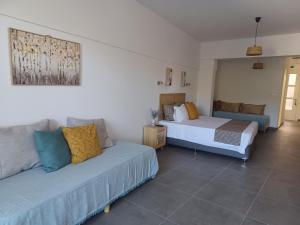 Family Studio room in Levantes Hotel