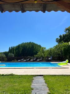 Appartements Entire apartment with swimming pool near Aubeterre : photos des chambres