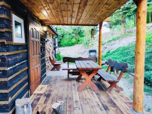 Domek Jędrusiówka - domek z kominkiem, w otoczeniu lasu, 2 sypialnie, góry, Beskidy