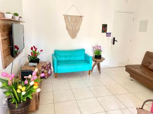 Apto Ubatuba próximo praias, piscina, AC, Wi-Fi.