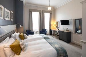 Twin Room room in Lansdown Grove Hotel