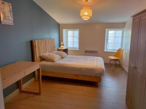 Appartements Marennes - Duplex coeur de village : photos des chambres