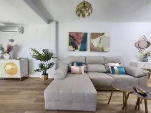 ANSA Beach Apartment - Cabopino, Marbella - Garden level - Cabopino